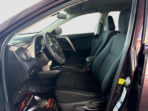 Used 2018 Toyota RAV4 LE w/ All Weather Liner Package AWD/4WD image 12