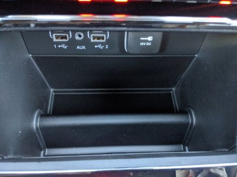 New 2025 Jeep Grand Cherokee L Limited w/ Black Appearance Package image 33