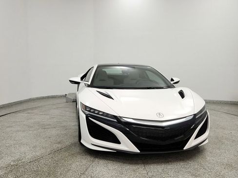 Used 2017 Acura NSX AWD/4WD image 8