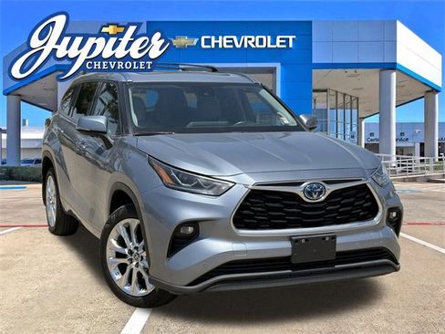 Used 2023 Toyota Highlander Limited image 1