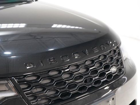 Used 2024 Land Rover Discovery Dynamic SE image 10