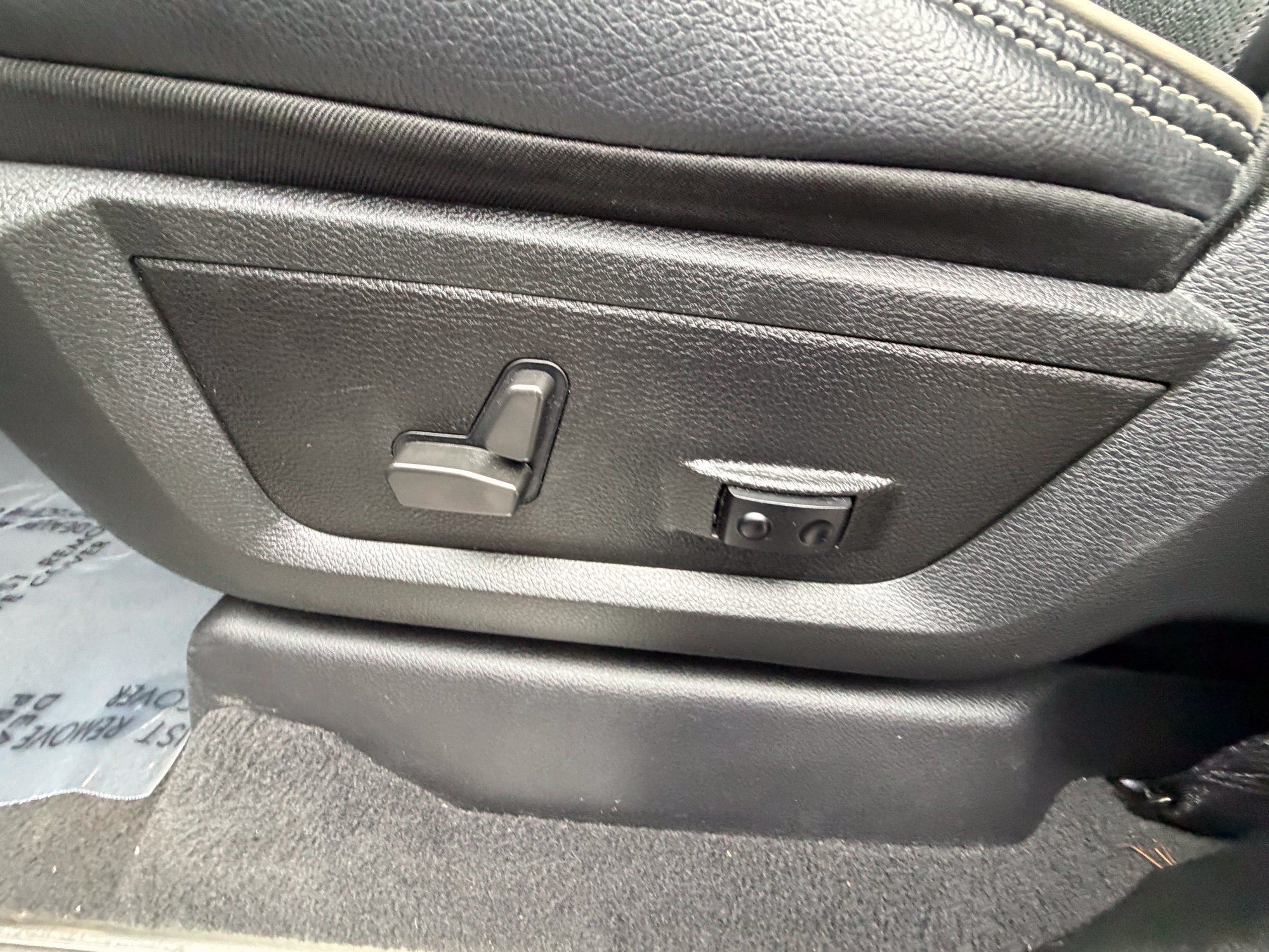 Used 2022 RAM 3500 Laramie AWD/4WD image 23