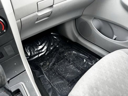 Used 2009 Toyota Corolla LE image 16