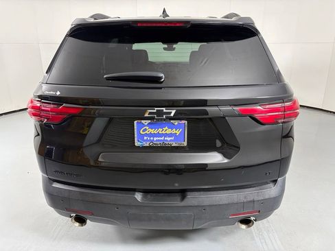 Used 2023 Chevrolet Traverse LT FWD image 7