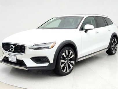 Used 2020 Volvo V60 T5 Cross Country w/ Protection Package Premier