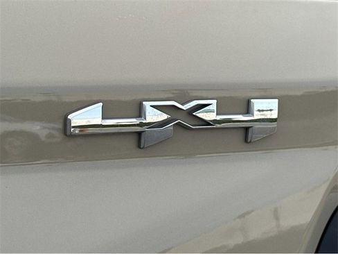 Certified 2024 GMC Canyon Elevation w/ Convenience Package image 15