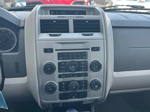 Used 2008 Ford Escape 2WD Hybrid image 15