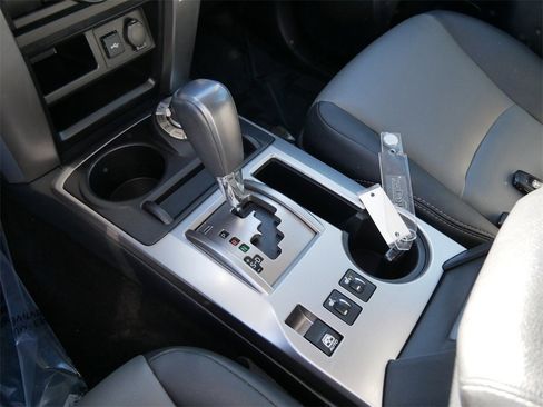 Certified 2024 Toyota 4Runner SR5 Premium image 18