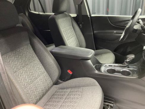 Used 2023 Chevrolet Equinox LT FWD image 16