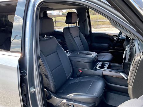 Certified 2022 GMC Sierra 1500 SLT image 9