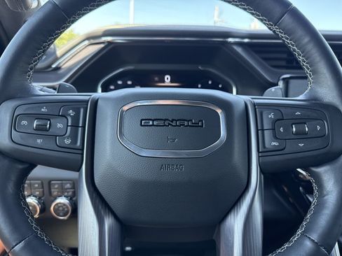 Used 2025 GMC Sierra 1500 Denali Ultimate AWD/4WD image 24