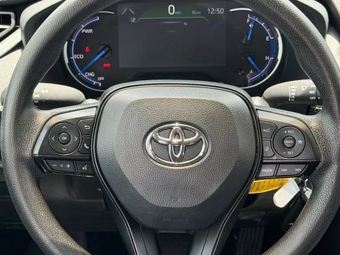 Certified 2025 Toyota RAV4 LE AWD/4WD image 14