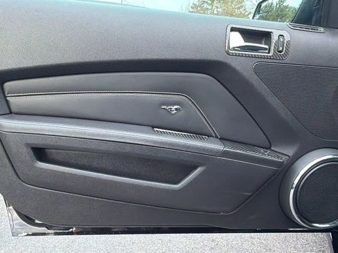 Used 2013 Ford Mustang GT Premium w/ Comfort Pkg image 18