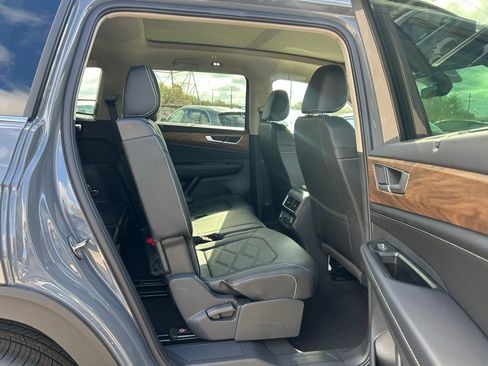 New 2026 Volkswagen Atlas SE image 46