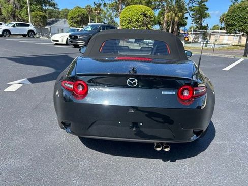 New 2026 MAZDA MX-5 Miata Club w/ Interior Package RWD image 4