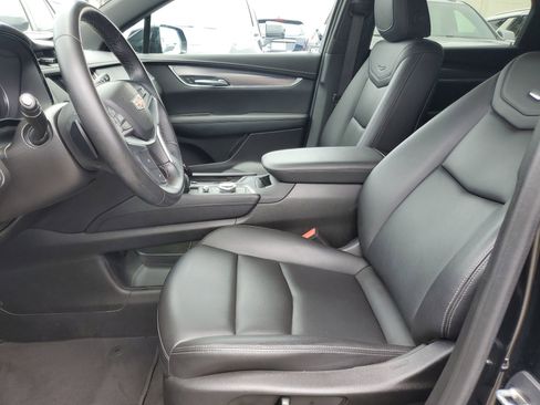 Used 2023 Cadillac XT5 Luxury FWD image 21