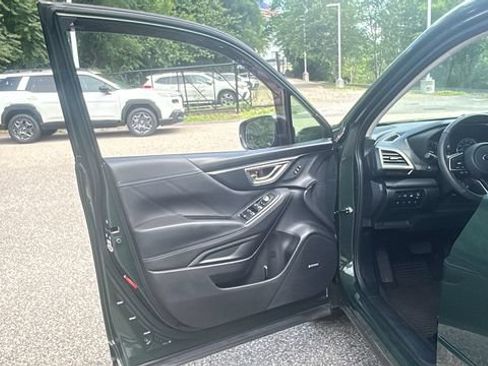 Certified 2023 Subaru Forester Touring AWD/4WD image 25