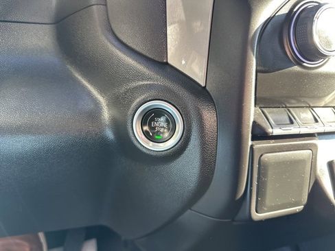 Used 2022 Chevrolet Silverado 1500 Custom image 19