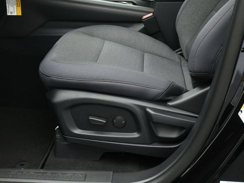 New 2026 Ford Explorer Active RWD image 10