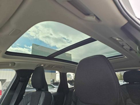 Certified 2023 Volvo XC60 T8 Core image 23