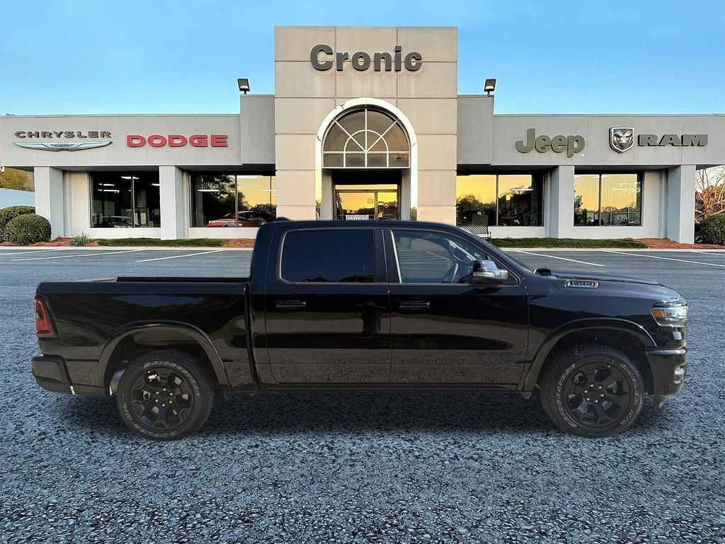 Used 2025 RAM 1500 Big Horn AWD/4WD image 2