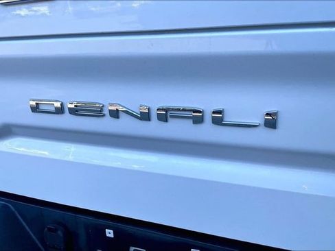 Used 2019 GMC Sierra 1500 Denali w/ Denali Ultimate Package AWD/4WD image 23