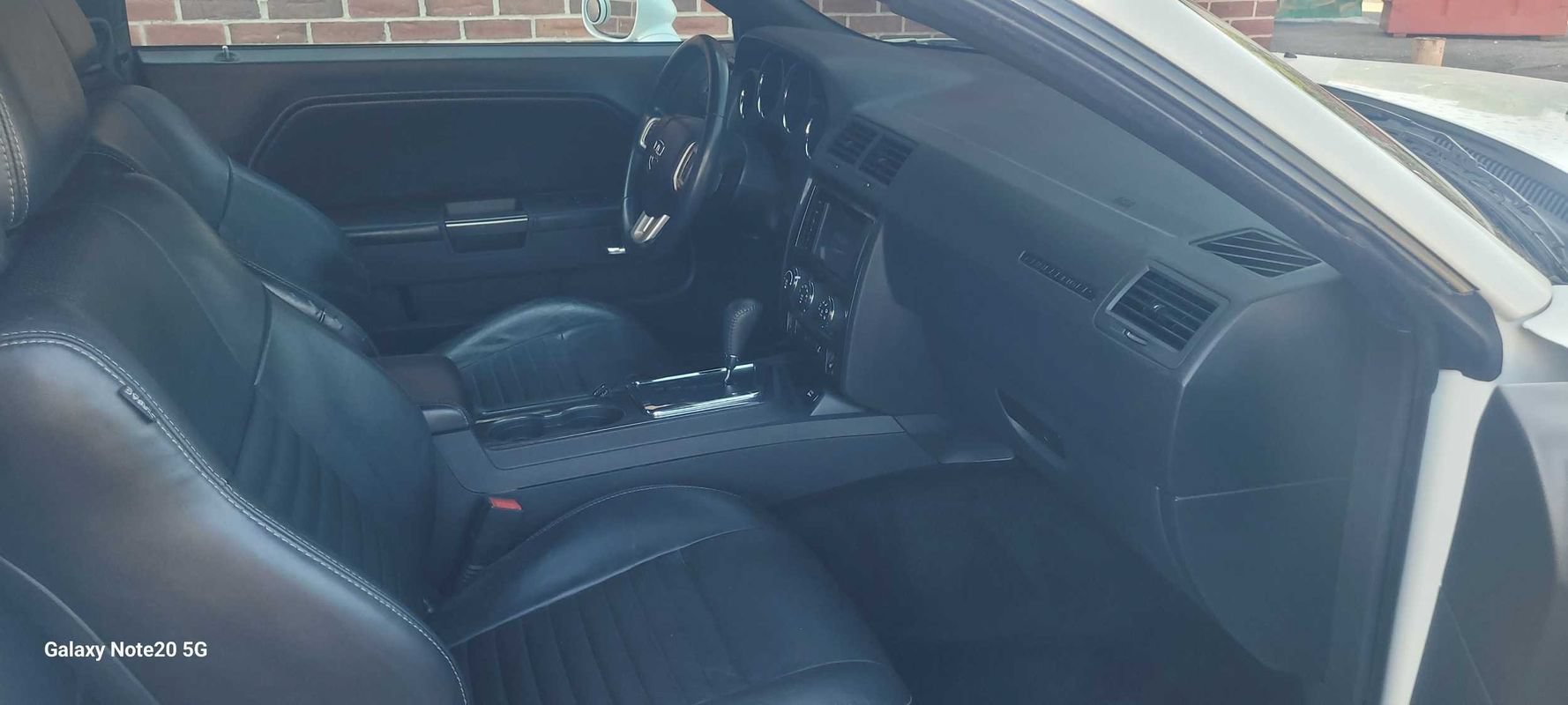 Used 2014 Dodge Challenger SXT Plus RWD image 9
