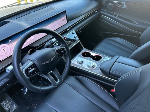 Used 2025 Genesis GV80 3.5T Advanced image 10