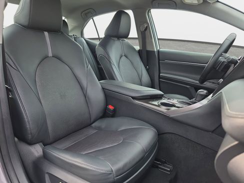 Used 2024 Toyota Camry XSE image 10