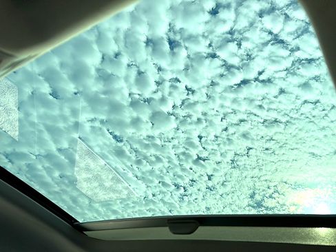 Used 2024 Volkswagen Jetta SE image 36