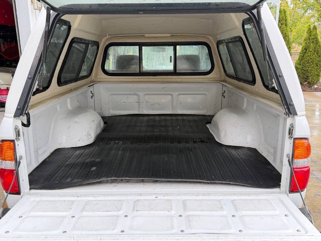 Used 2002 Toyota Tacoma 2WD Regular Cab w/ Enhancement Pkg image 74