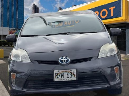 Used 2013 Toyota Prius One FWD image 7