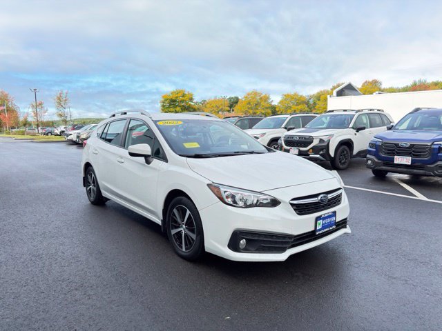 Used 2022 Subaru Impreza 2.0i Premium w/ Popular Package #3 AWD/4WD image 4