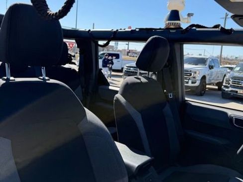 Used 2022 Ford Bronco 4-Door image 17