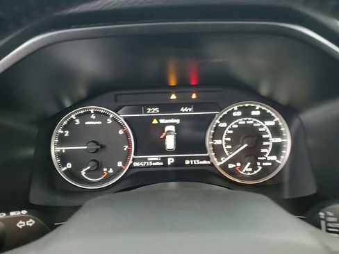 Used 2023 Mitsubishi Outlander SE image 19