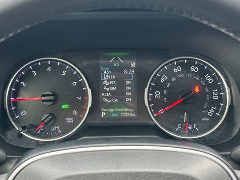 Used 2019 Toyota RAV4 XLE Premium image 26