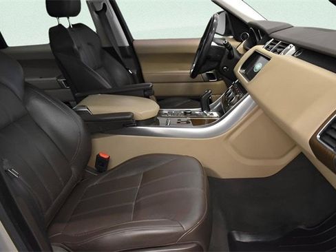 Used 2017 Land Rover Range Rover Sport HSE image 14