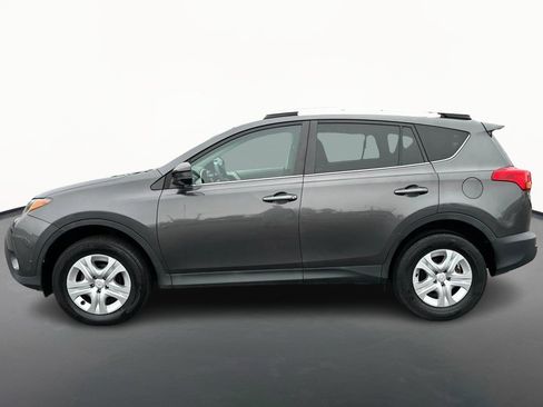 Used 2013 Toyota RAV4 LE image 6