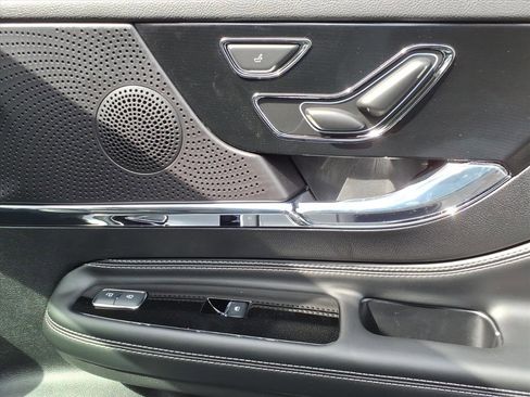 New 2025 Lincoln Corsair AWD image 8