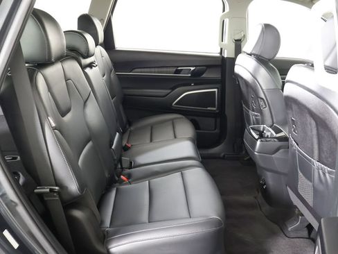 Used 2024 Kia Telluride EX X-Line AWD/4WD image 38