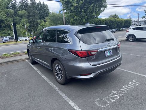 Used 2019 INFINITI QX60 Luxe w/ Essential Package AWD/4WD image 9