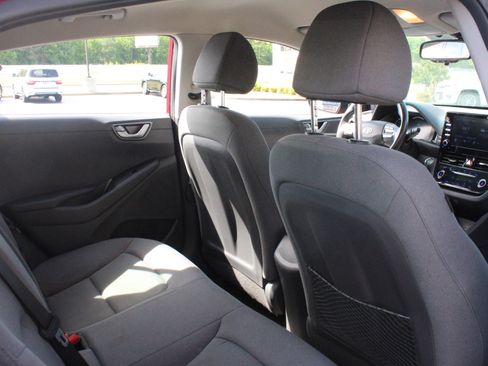 Used 2022 Hyundai Ioniq SE FWD image 30