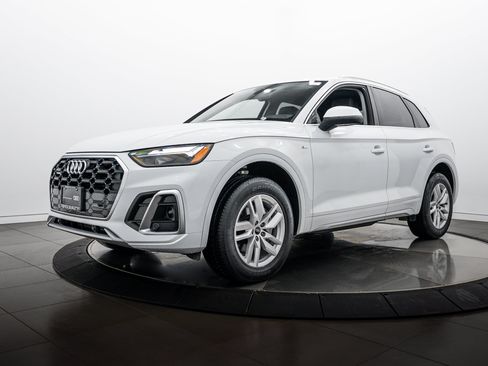Certified 2023 Audi Q5 2.0T Premium w/ Convenience Package AWD/4WD image 7