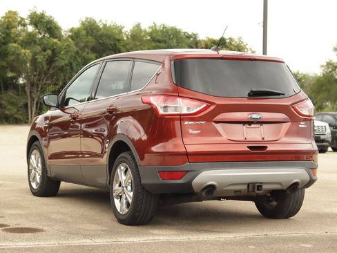 Used 2014 Ford Escape SE AWD/4WD image 5