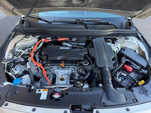 Used 2018 Honda Accord Hybrid image 21