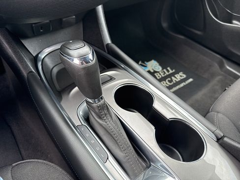 Used 2018 Chevrolet Malibu LT FWD image 45