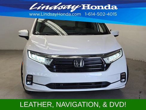 Used 2023 Honda Odyssey Touring image 2