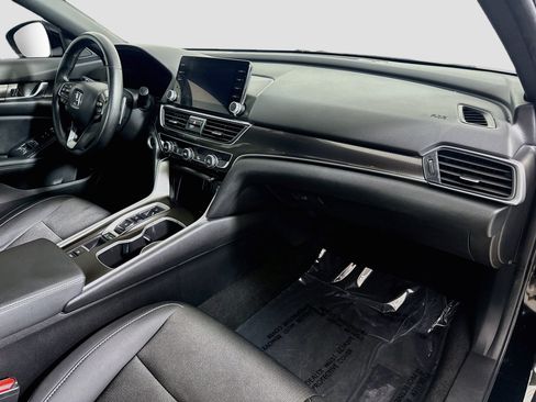 Used 2021 Honda Accord Sport image 30