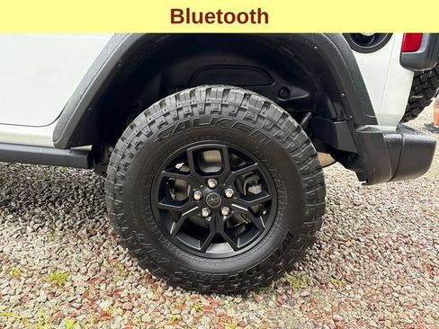 Certified 2025 Jeep Wrangler Unlimited Sport AWD/4WD image 10