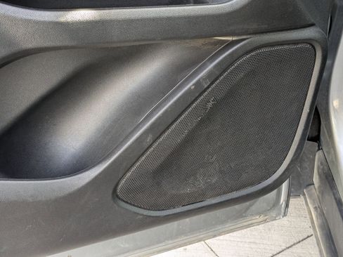 Used 2024 GMC Terrain SLE image 16